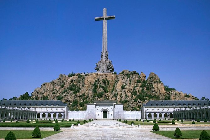 Private Tour El Escorial and The Valley of the Fallen from Madrid - Luxury Transportation and Hotel Pickup in Madrid