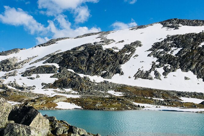 Private tour from Ålesund to Geiranger up to 15 people - Driving the Iconic Eagle Road