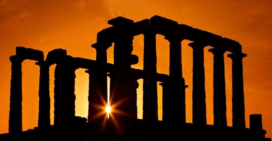 Private tour from Athens to cape Sounio - Scenic Coastal Drive Through Athens Suburbs