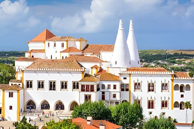 PRIVATE Tour From Lisbon: SINTRA & Cascais - A 4-hour Adventure - Exploring Biester Palace and Sintra’s Fortifications