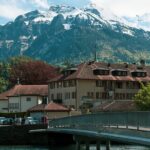 Private tour from Zurich to Interlaken and Lauterbrunnen Valley - Lauterbrunnen Valley: Waterfalls and Cliffside Beauty