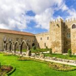 Private Tour: Guimares and Braga Day Trip from Porto - Visiting the Guimarães Castle and Its Medieval Walls