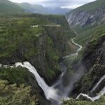 Private tour - Hardangerfjord, Voss Gondola & 4 Great Waterfalls - Visiting Fossen Bratte: A Powerful Single Drop Waterfall