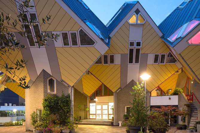 Private tour: Markthal, Cube houses and Rooftop Het Witte Huis - Exploring the Witte Huis: The Oldest Skyscraper in Europe