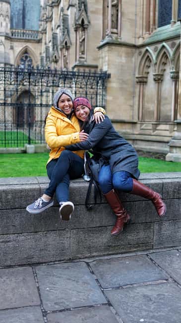 Private Tour of Castles and Coastal Charm from Edinburgh - Exploring the Waterside Fortress of Blackness Castle