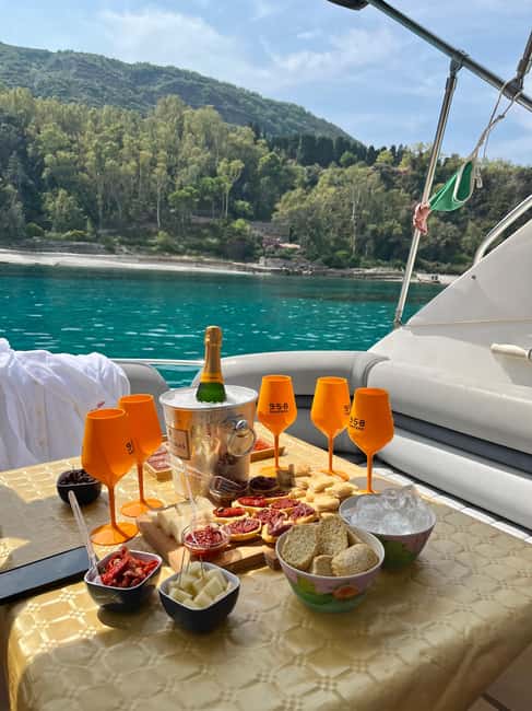 Private Tour of the Aeolian Islands - How the Tour Begins at Porto di Tropea