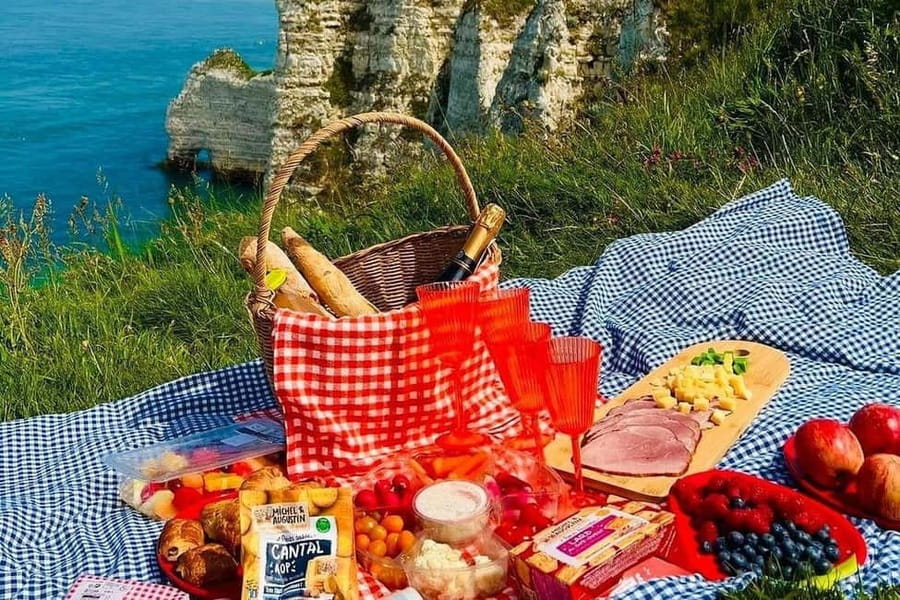 Private Tour Paris: Étretat Cliffs & Monets Gardens + Gift - Starting in Paris: Private Transfer to Normandy’s Coastline