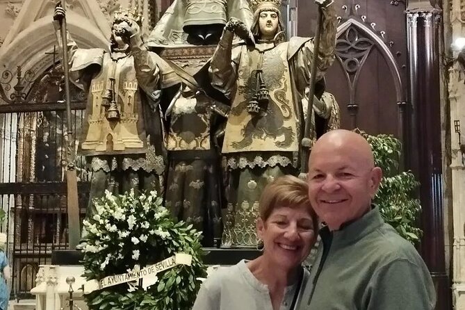 Private tour Royal Palace+Cathedral - Meeting Point, Logistics, and Tour Endings