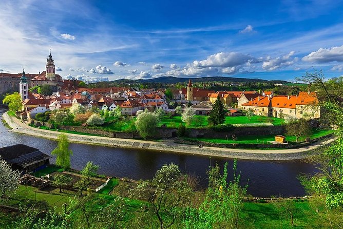 Private Tour to Cesky Krumlov from Prague - Comfortable Private Transfers from Prague to Cesky Krumlov