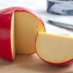 Private Tour to Giethoorn with boat and Zaanse Schans windmills - Zaanse Schans: Windmills, Crafts, and Dutch Folklore