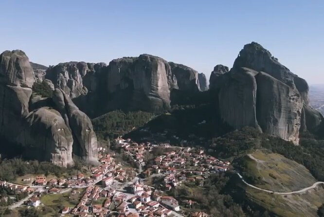 Private tour to Meteora with a Pickup - Scenic Journey to the Heart of Thessaly