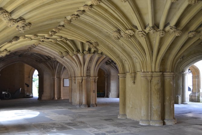 Private Tour: Traditional Black Cab Tour of London's Hidden Treasures - Off-the-Beaten-Path Sights in London’s Hidden Corners