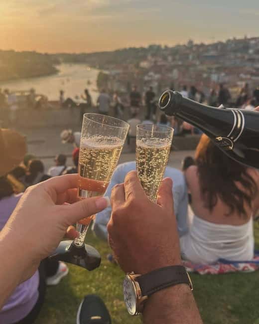 Private Tour-Unique Sunset,Wine tasting,FadoShow+Full Dinner - Porto’s Night Viewpoints and Scenic Stops