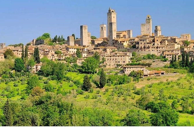 PRIVATE TOUR: Volterra & San Gimignano with Lunch & Wine Tasting Experience - Scenic Drive Through the Tuscan Countryside