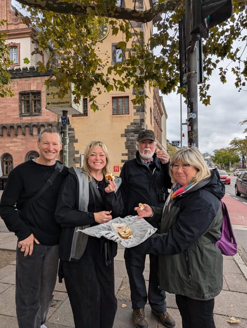 Private Tour with Native English speaking Local - Starting at the Iconic Frankfurt Römer