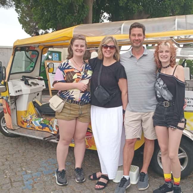 Private tours of Lisbon in 100% electric tuk-tuks - Starting Point and Convenient Pickup Options