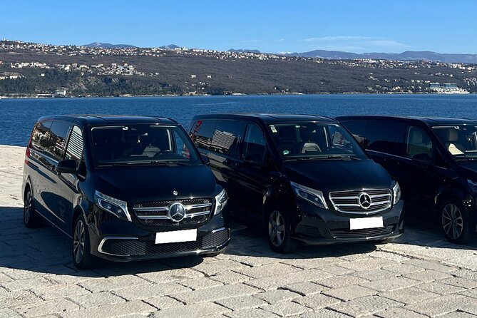 Private transfer CDG Airport from or to Paris - Meeting Points and Easy Access Near Public Transportation