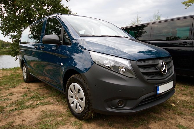 Private Transfer from Cesky Krumlov to Prague - Flexible Pickup from Any Location in Cesky Krumlov