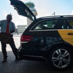 Private Transfer from Girona city to Barcelona Airport - Key Considerations: Luggage Limits and Traffic Conditions