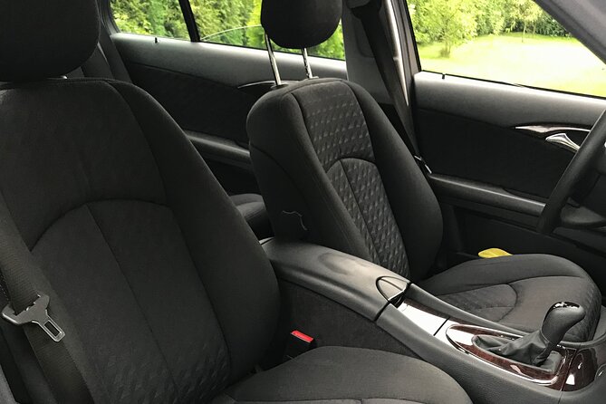 Private Transfer from Krakow to Budapest - How the Private Transfer Service Works from Krakow to Budapest