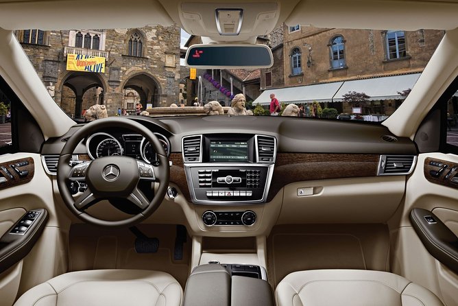 Private Transfer from Módena to Bologna (BLQ) Airport - Vehicle Options and Group Size Compatibility