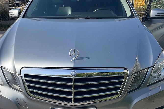 Private Transfer from Naples Airport to Sorrento - Easy and Reliable Airport Arrival Assistance