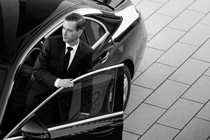 Private Transfer from Naples to Rome - Modern Vehicles Designed for Maximum Comfort and Safety