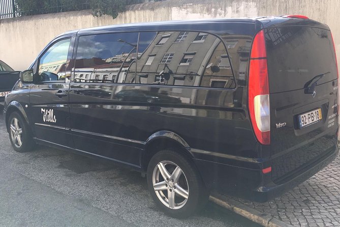 Private Transfer from/to Lisbon Airport to City Centre - Meeting Point at Lisbon Airport: Clear and Simple