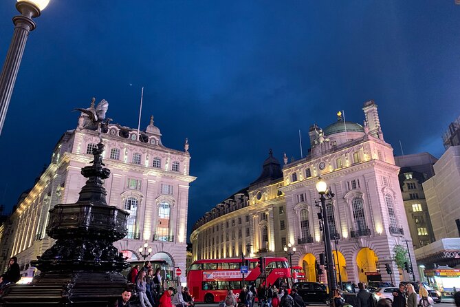 Private Transfer Heathrow or Gatwick to London w Luxury Car/Van - The Experience of Traveling in a Luxury Car or Van