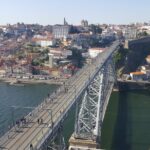 Private Transfer Porto to Lisbon with Nazaré and Óbidos Stops - Enjoying Lunch in the Heart of Nazaré