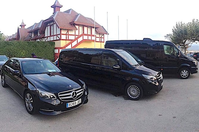 Private Transfer to or from Madrid Airport - Easy and Reliable Madrid Airport Transfers for Up to 8 People