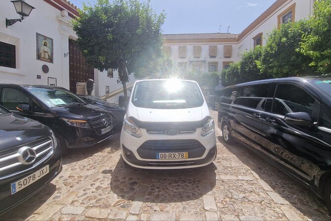 Private transfers between Seville and Lisbon/Cascais/Sintra - Convenient Door-to-Door Service in Comfortable Vehicles