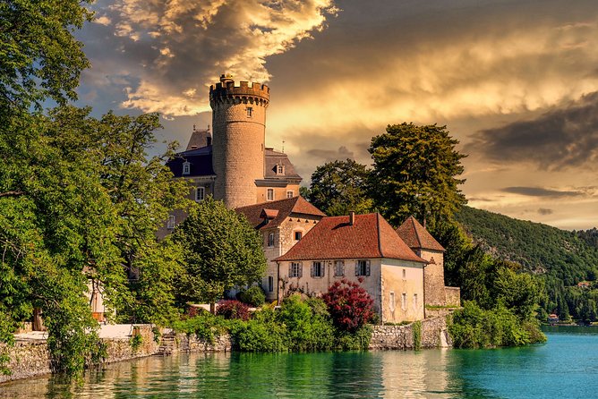 Private Trip from Geneva to Annecy in France - Exploring Château dAnnecy: A Medieval Fortress