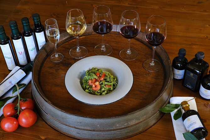 Private Tuscan Lunch with Wine & Evo oil tasting in the Vineyard - Wine and Olive Oil Tasting in a Private Setting