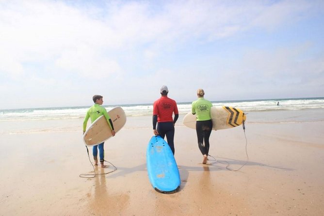 Private Two on One Surf Lesson in Newquay (2 students, 1 instructor) - Towan Beach: A Prime Surfing Location in Newquay