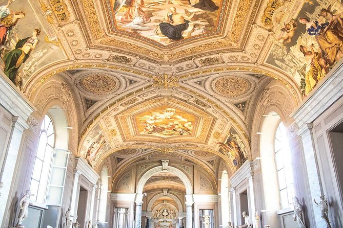 Private Vatican Tour with Sistine Chapel, Fast-Access Tickets - Exploring the Vatican Museums: Art, Statues, and Renaissance Maps