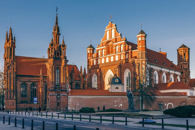 Private Vilnius Old Town Walking Tour - Discovering Vilnius’ Iconic Landmarks