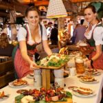 Private VIP Oktoberfest, Table, 3-Course-Menu, Beer & Champagne - Starting the Day with Munich’s Old Town Exploration
