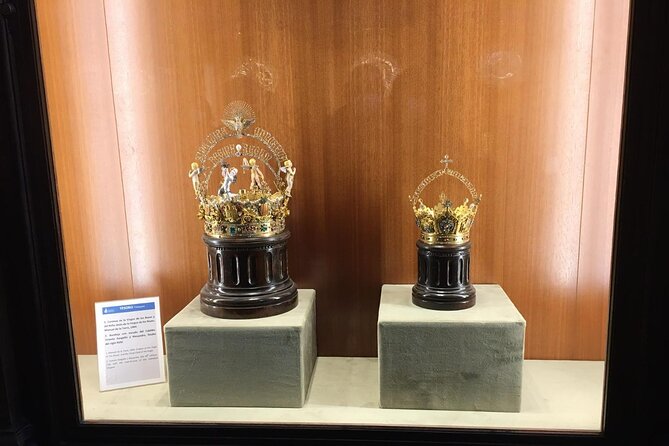 Private visit to the Cathedral of Seville - The Majestic Seville Cathedral: Tallest in Spain and Largest Gothic Structure