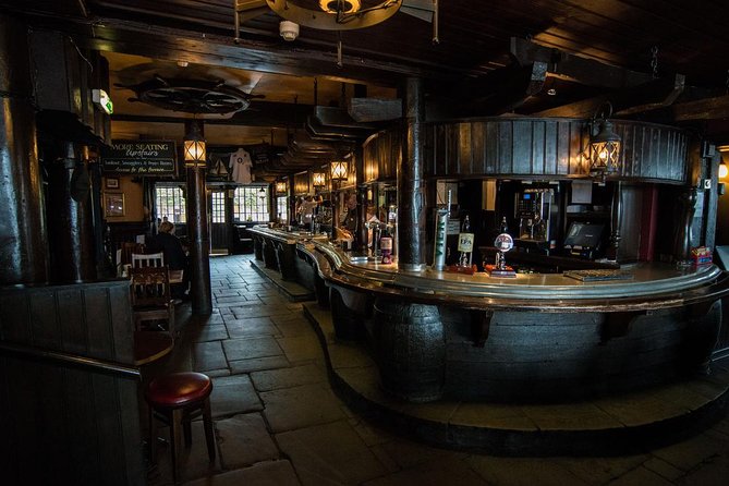 Private Walking Tour: Historic and Hidden Pubs of London - Visiting the Mayflower Pub: A Waterside Legacy