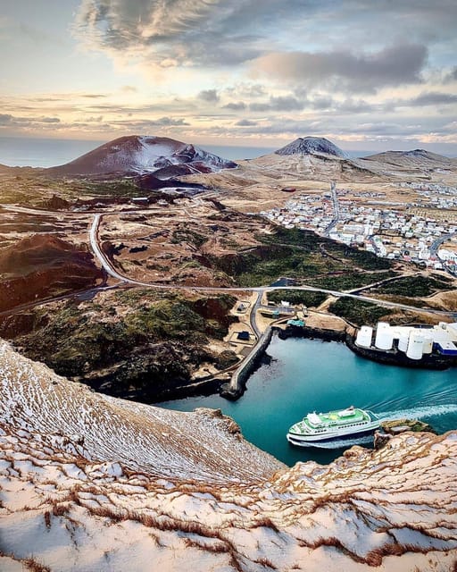 Private Westman Islands with Puffins and Belugas (Up to 8p) - From Reykjavik to Landeyjahöfn and the Scenic Ferry Ride