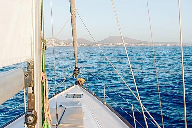 PRIVATE YACHT CHARTER VOYAGE, Food & Drinks included! - Food and Drinks: A Tasting of Local Flavors