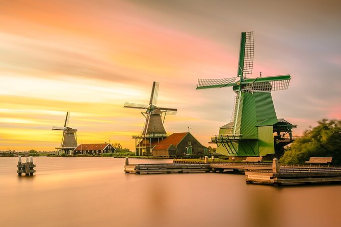 Private Zaanse Schans Windmills and Volendam Tour from Amsterdam - Seeing the Art of Wooden Shoe Making