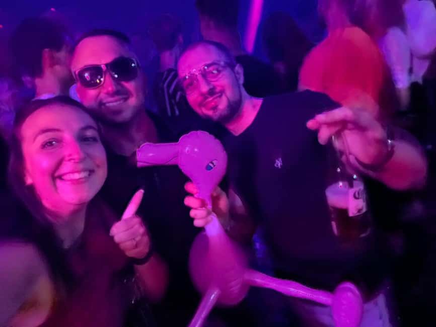 Pub Crawl in Porto - The Transition from Dinner to the Nightlife