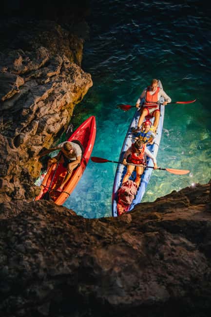 Pula: Glow Kayak Night Tour - Cave and Underwater World - Visiting Bua Cave: Light, Sound, and Reflection