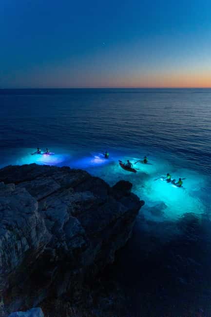 Pula: Night Kayak Tour with Glowing Kayaks - Meeting Point and Logistics