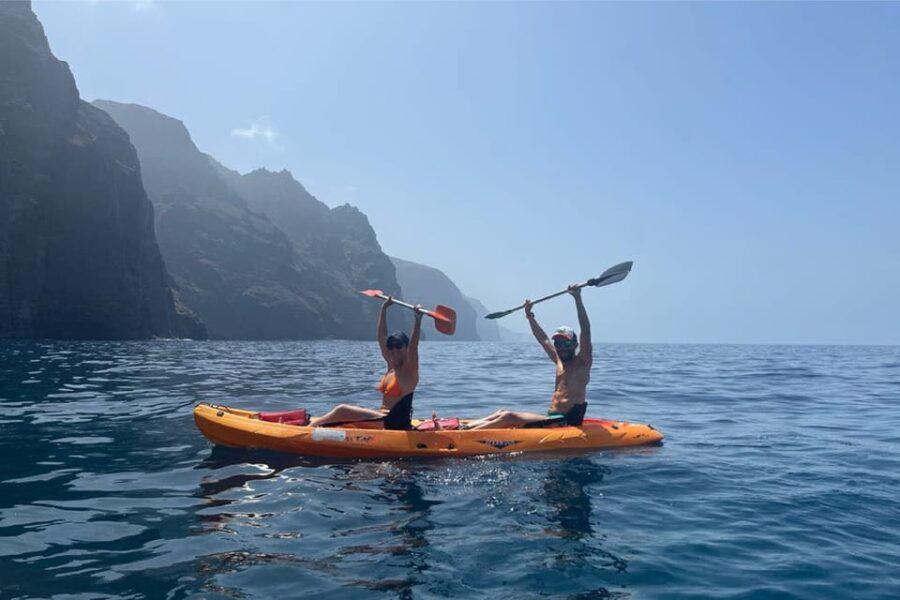 Punta de Teno: Kayak Safari overlooking Los Gigantes Cliffs - Punta de Teno: Starting Point for a Scenic Kayak Trip