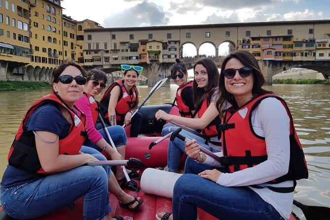 Rafting on the Arno River in Florence under the Arches of Pontevecchio - The Friendly Guides and Their Anecdotes