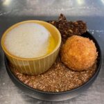 Ragusa: Sunday Brunch with Sparkling Welcome Drink - Crafting Your Personalized Three-Course Meal