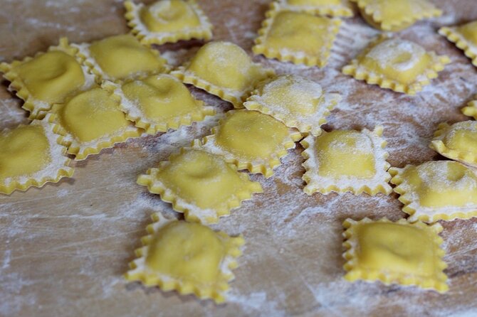 Ravioli & Tagliatelle Cooking Class at a Local's Home in Positano - Starting Point at Piazza Cappella in Positano